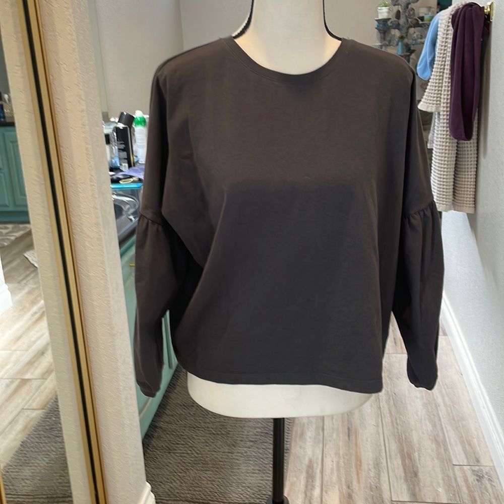 Madewell gray longer sleeves T-shirt size extra small